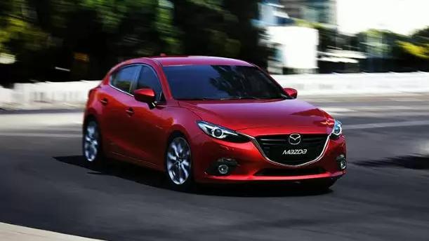 Mazda 3 sedan opinie 