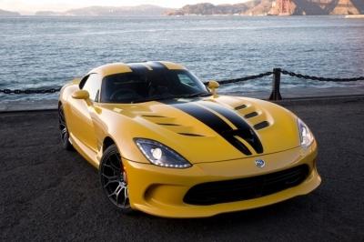 W najlepszych tradycjach szokujących: Dodge Viper 2013