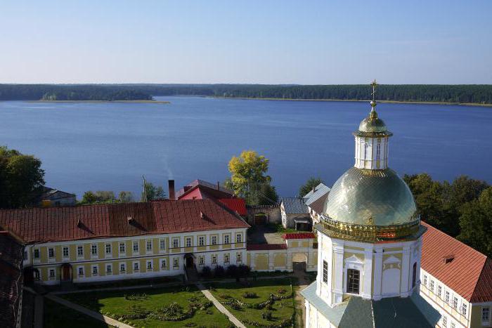 Nilo-Stolobensky Monastery: historia, sanktuaria, adres. Pustynie Nilo-Stolbenskaya