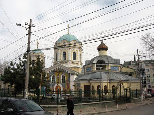 Holy Trinity Cathedral (Simferopol): historia, opis, zdjęcie, adres