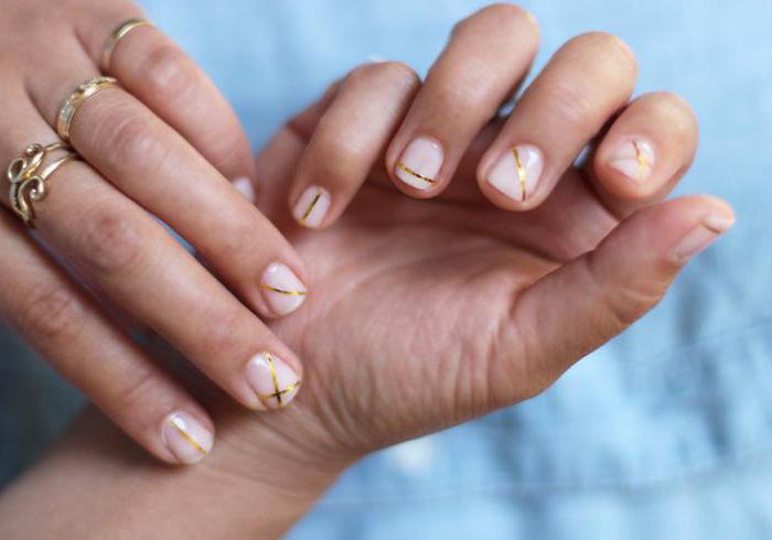 Manicure w delikatnych kolorach: opcje wzornicze, zdjęcie