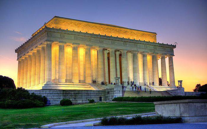 Lincoln Memorial